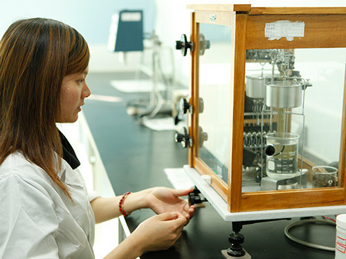 机械万分之一分析天平